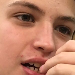 Meet your Posher, Ethan